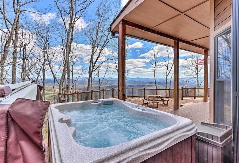 Mineral Bluff Cabin Near Lake Blue Ridge!