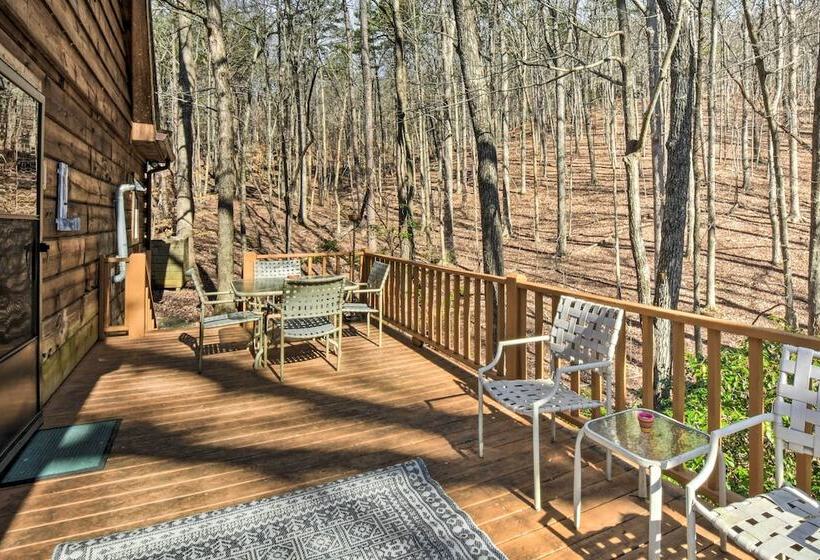 North Georgia Log Cabin Located In Bent Tree!