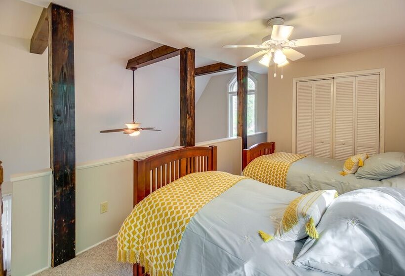 Peaceful Ellijay Home W/ Deck Hike & Fish!