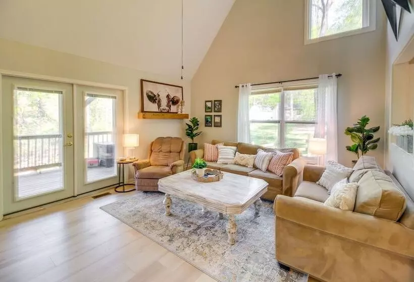 Peaceful Ellijay Home W/ Deck   Hike & Fish!