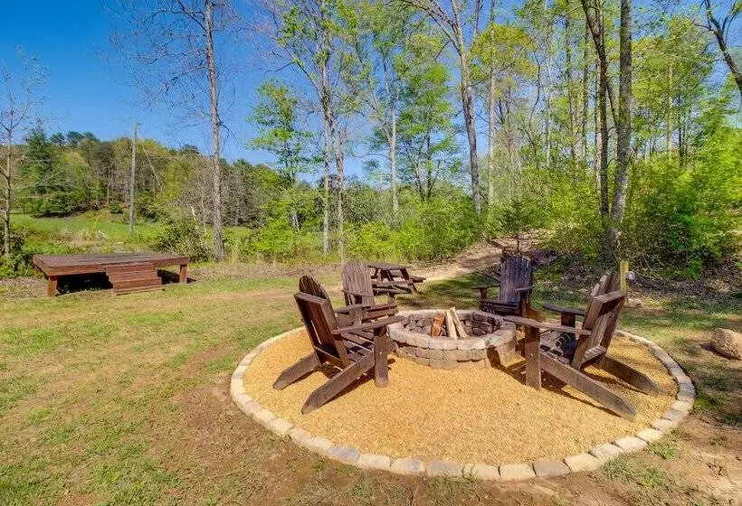 Peaceful Ellijay Home W/ Deck   Hike & Fish!
