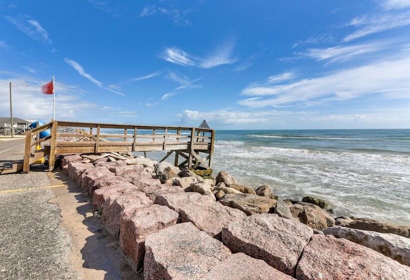 Pet Friendly Freeport Beach House W/ Covered Patio