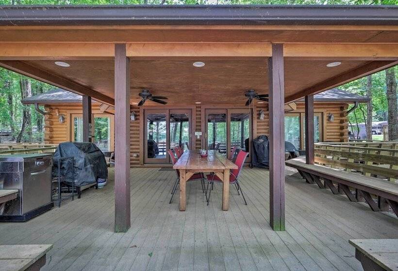 Pet Friendly Lake Oconee Cabin W/ Boat Dock!