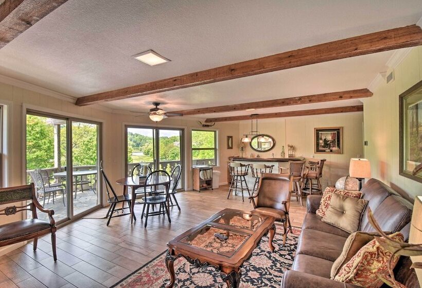 Picturesque Sky Haus Sanctuary W/ Mountain Views