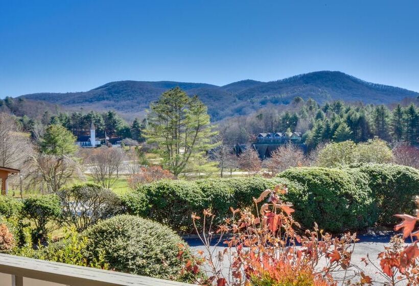 Picturesque Sky Haus Sanctuary W/ Mountain Views