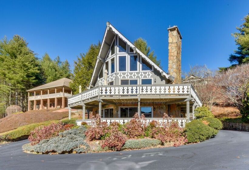 Picturesque Sky Haus Sanctuary W/ Mountain Views