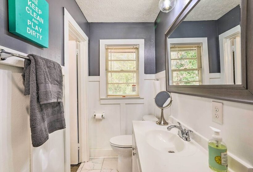 Decatur Home W/ Yard, 13 Mi To Downtown Atlanta!