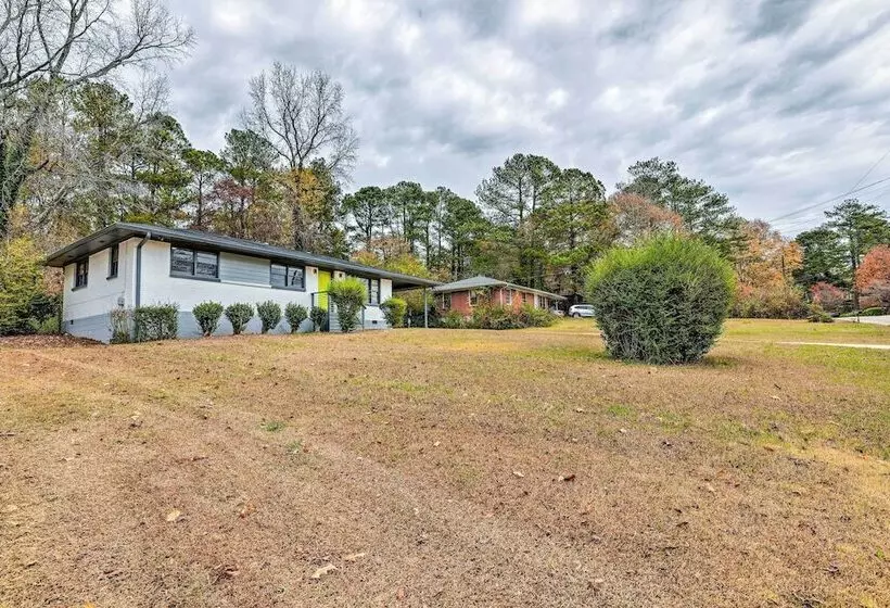 Decatur Home W/ Yard, 13 Mi To Downtown Atlanta!
