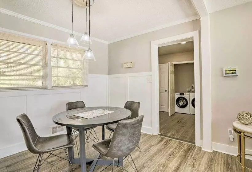 Decatur Home W/ Yard, 13 Mi To Downtown Atlanta!