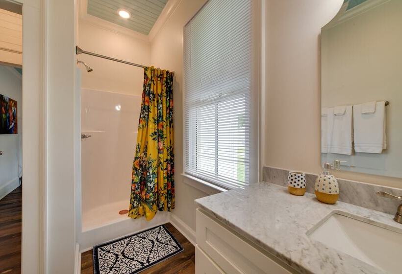 Restored Home Near Downtown Thomasville