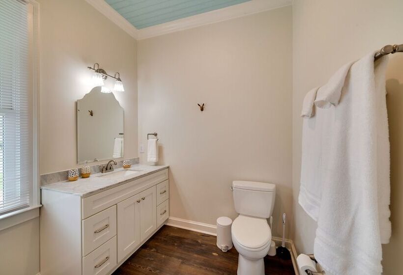 Restored Home Near Downtown Thomasville