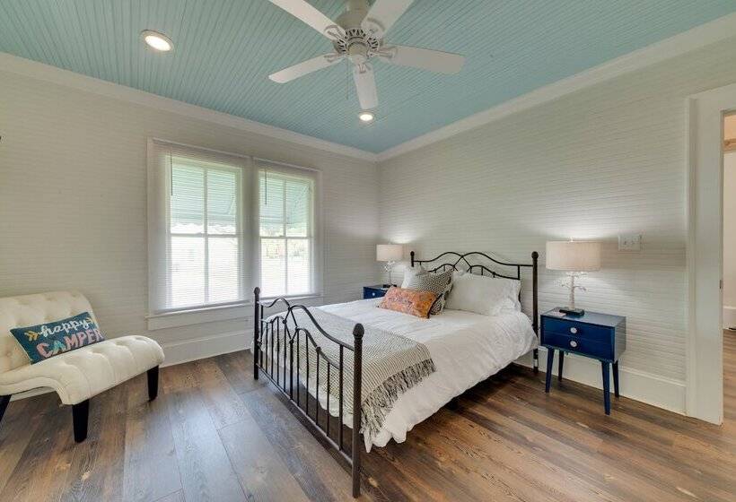 Restored Home Near Downtown Thomasville