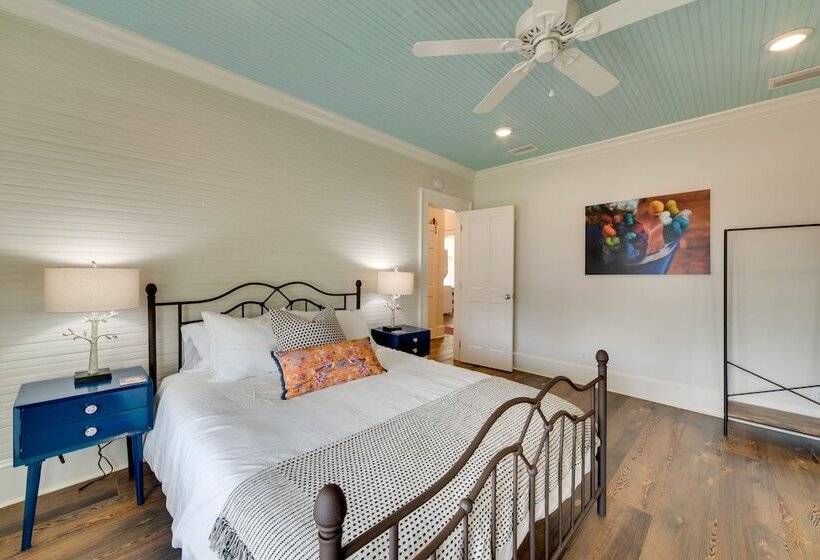 Restored Home Near Downtown Thomasville