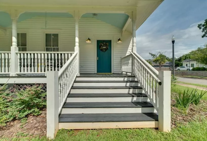 Restored Home Near Downtown Thomasville