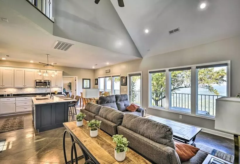 Scenic Sanctuary In Lookout Mountain W/ Views!