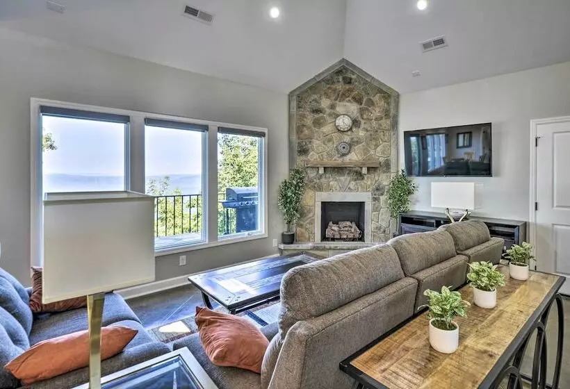 Scenic Sanctuary In Lookout Mountain W/ Views!