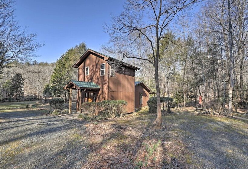 Serenity On The Creek Cabin + Hot Tub & Grill