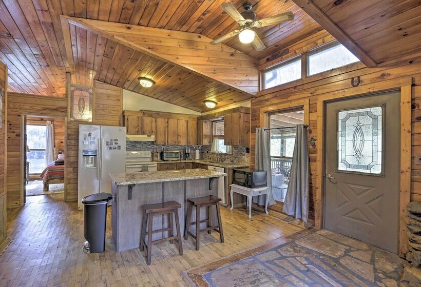 Serenity On The Creek Cabin + Hot Tub & Grill