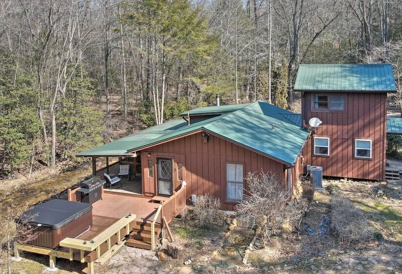 Serenity On The Creek Cabin + Hot Tub & Grill