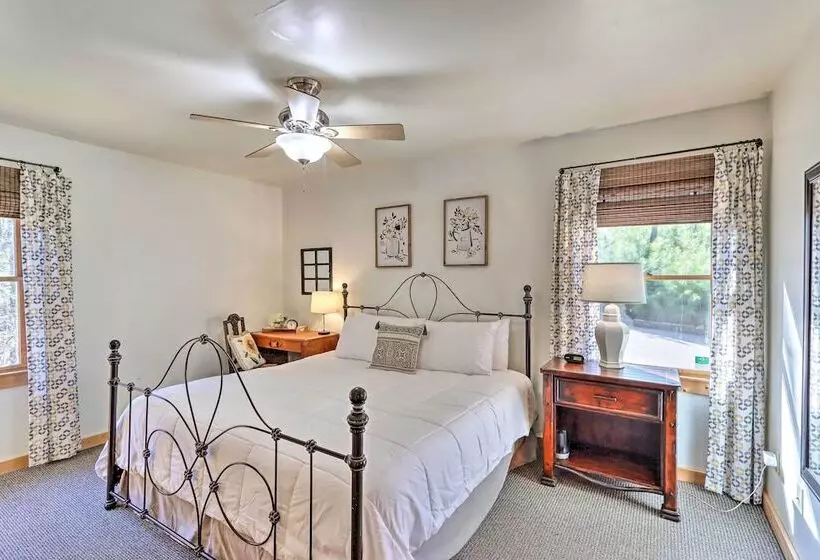 Spacious Ellijay Resort Home W/ Hot Tub!