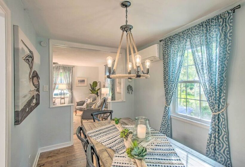 St Simons Cottage W/ Grill ~ 2 Mi To Beach!