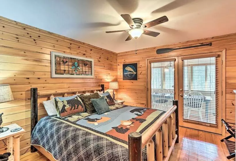 Stunning Ellijay Cabin W/ Community Amenities