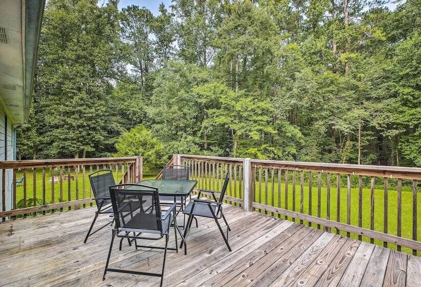 Quiet Home W/ Fire Pit   1 Mi To Downtown Acworth!