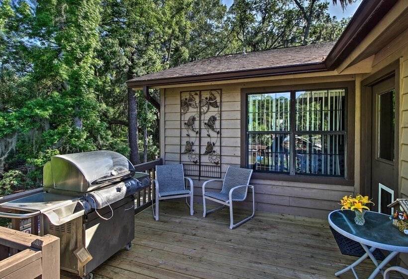 Waterfront Midway Home W/sunroom & Large Yard
