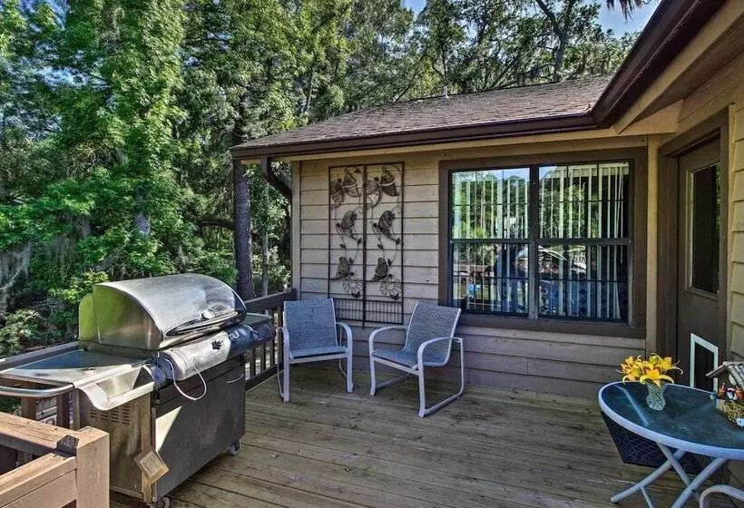Waterfront Midway Home W/sunroom & Large Yard