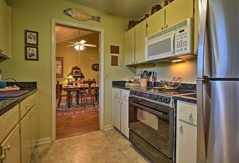 Waterfront Midway Home W/sunroom & Large Yard