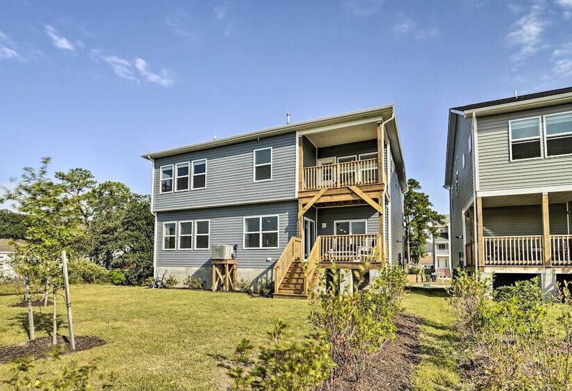 Waterfront Paradise W/ Deck ~ 1/2 Mi To Beach