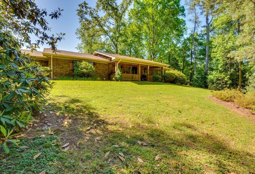 Whimsical Athens Home 3 Mi To Sanford Stadium