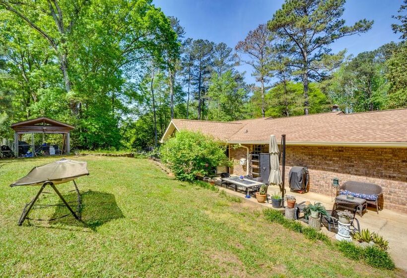 Whimsical Athens Home 3 Mi To Sanford Stadium