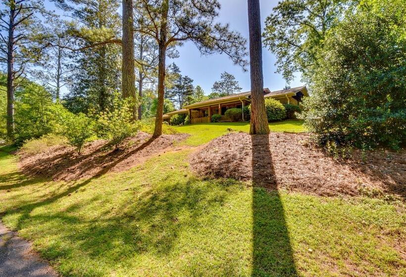 Whimsical Athens Home 3 Mi To Sanford Stadium