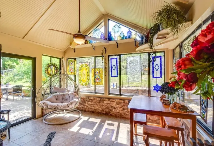 Whimsical Athens Home   3 Mi To Sanford Stadium