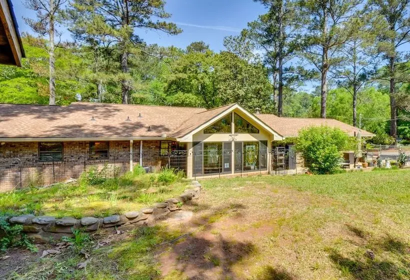 Whimsical Athens Home   3 Mi To Sanford Stadium
