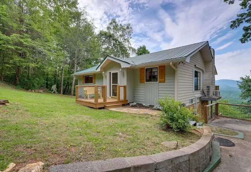 Young Harris Home W/ Enchanted Valley Views!