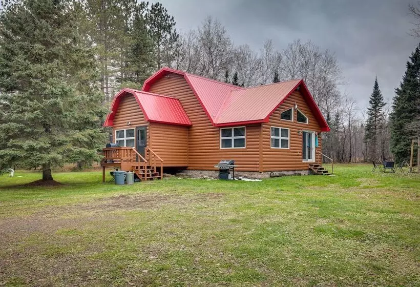40 Acre, Off Grid Wakefield Retreat W/ Gas Grill!