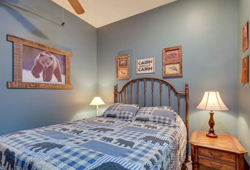 40 Acre, Off Grid Wakefield Retreat W/ Gas Grill!