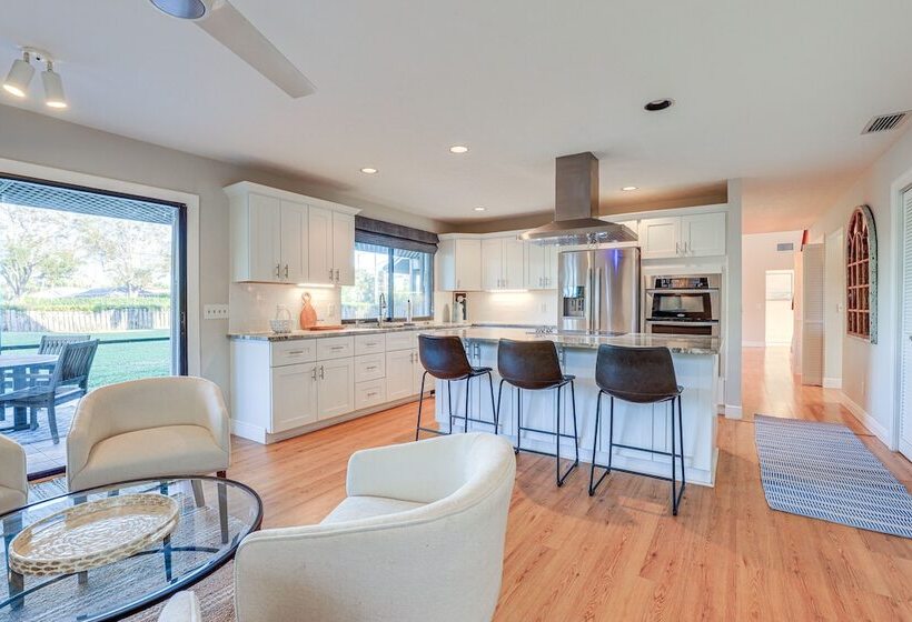 Beautiful Hobe Sound Retreat, 3 Mi To Beach!