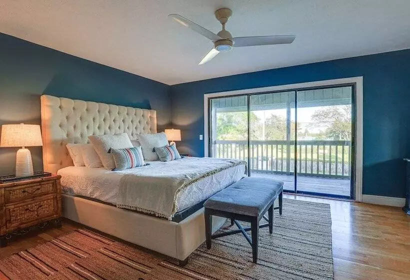 Beautiful Hobe Sound Retreat, 3 Mi To Beach!