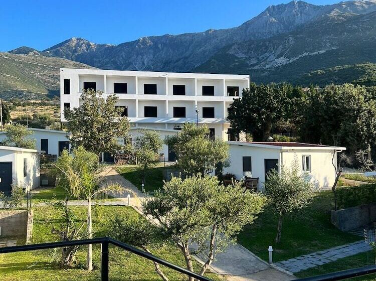 تختخواب و صبحانه Domi Beach Valley