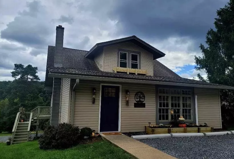 The Pause Bed & Breakfast