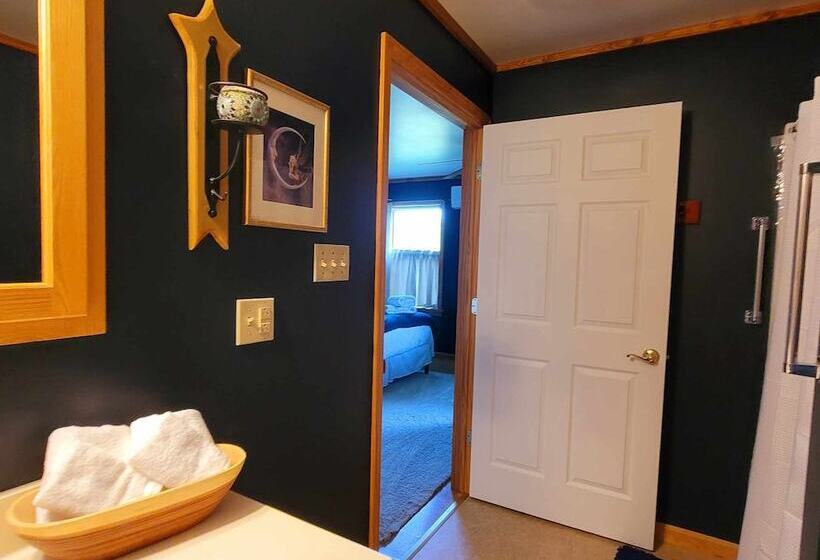 The Pause Bed & Breakfast