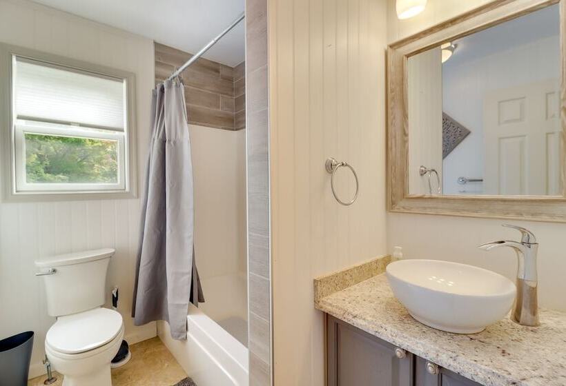 Blakeslee Home W/ Game Room   5 Mi To Skiing!