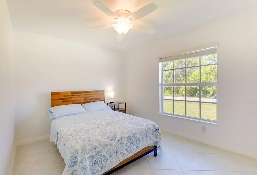 Bright Port Charlotte Home   2 Mi To Beach!