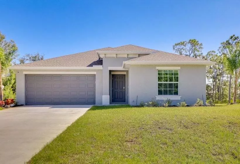 Bright Port Charlotte Home   2 Mi To Beach!
