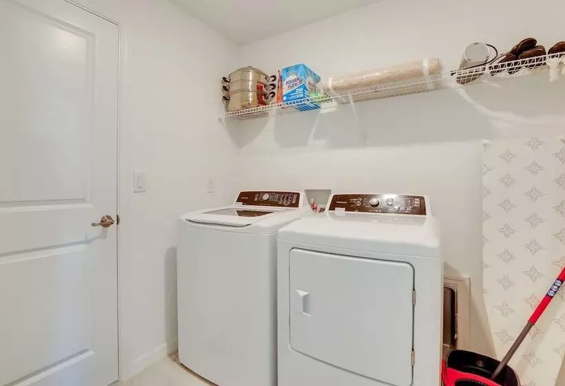 Bright Port Charlotte Home   2 Mi To Beach!