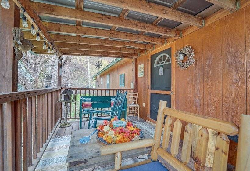 Cozy Waynesville Home W/ Porch By Blue Ridge Pkwy