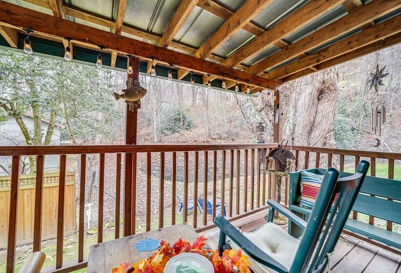 Cozy Waynesville Home W/ Porch By Blue Ridge Pkwy
